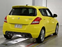 Цена авто Suzuki Swift с аукционов Японии, номер кузова ZC32S, пробег 61 000, оценка 6