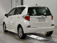 Цена авто Toyota Ractis с аукционов Японии, номер кузова NCP120, пробег 215 000, оценка 2