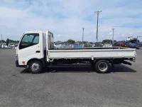 Цена авто Toyota DYNA TRUCK с аукционов Японии, номер кузова XZU710, пробег 142 000, оценка 2
