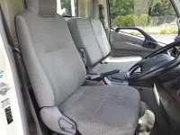 Цена авто Toyota DYNA TRUCK с аукционов Японии, номер кузова XZU710, пробег 142 000, оценка 2