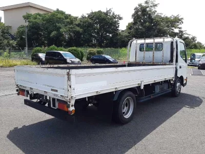 TOYOTA DYNA