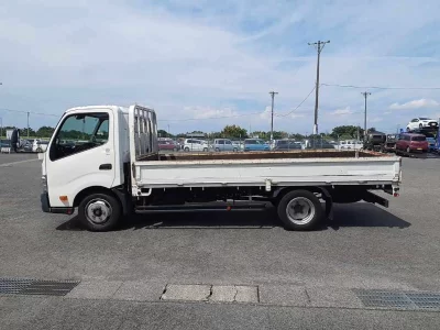 TOYOTA DYNA