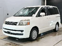 Цена авто Toyota Voxy с аукционов Японии, номер кузова AZR60G, пробег 135 000, оценка 6