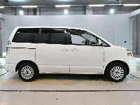 Цена авто Toyota Voxy с аукционов Японии, номер кузова AZR60G, пробег 135 000, оценка 6