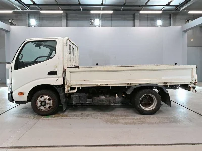 TOYOTA DYNA