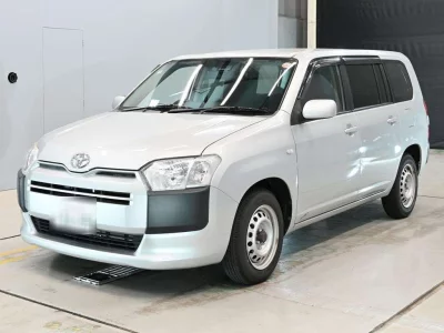 TOYOTA SUCCEED