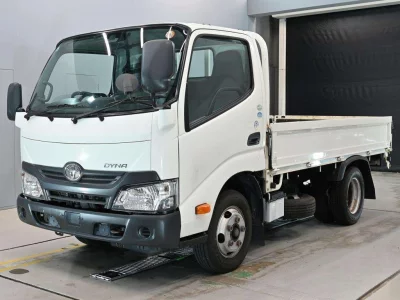 TOYOTA DYNA