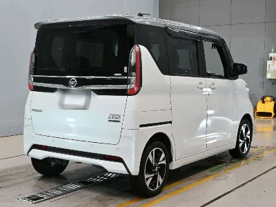 NISSAN ROOX