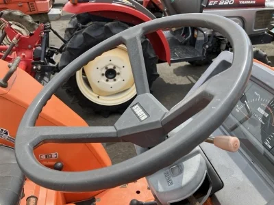 KUBOTA KUBOTA