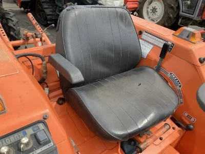 KUBOTA KUBOTA