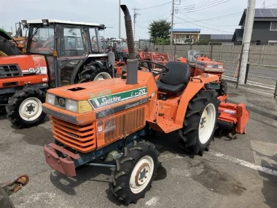 KUBOTA KUBOTA