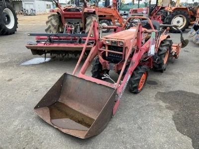 KUBOTA KUBOTA
