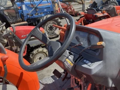 KUBOTA KUBOTA