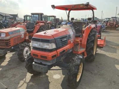 KUBOTA KUBOTA
