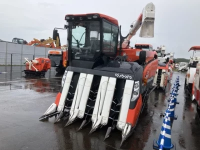 KUBOTA KUBOTA