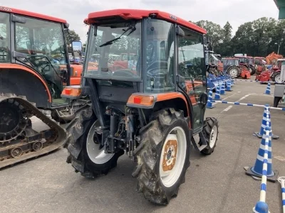 KUBOTA KUBOTA