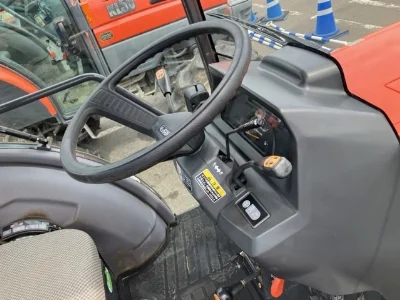 KUBOTA KUBOTA