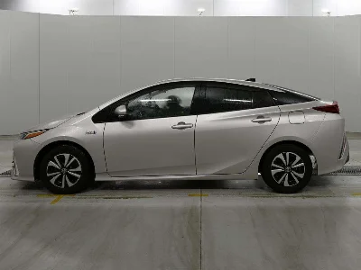 TOYOTA PRIUS PHV