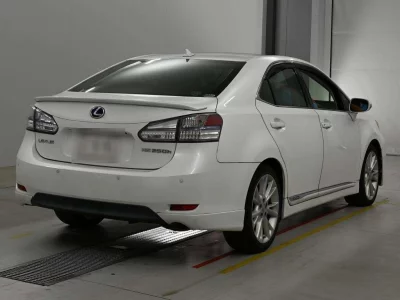 LEXUS HS