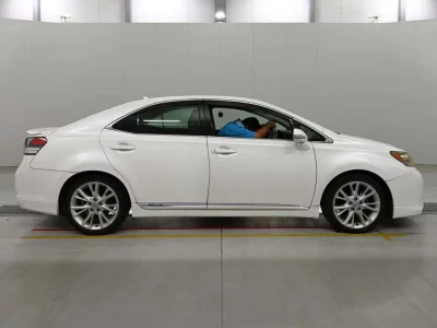 LEXUS HS