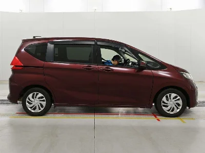 HONDA FREED+