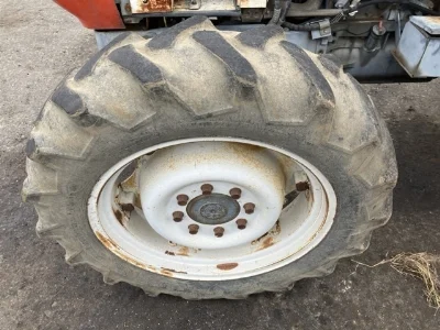 KUBOTA KUBOTA