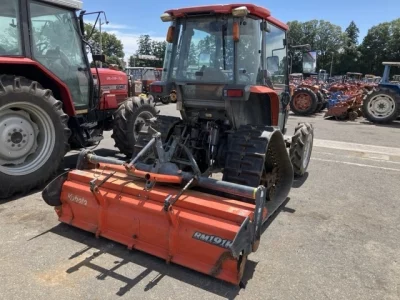 KUBOTA KUBOTA