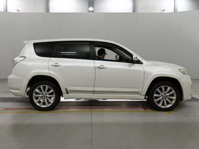 TOYOTA VANGUARD