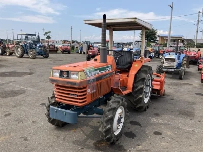KUBOTA KUBOTA