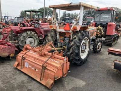 KUBOTA KUBOTA