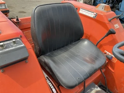 KUBOTA KUBOTA