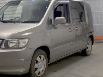 HONDA MOBILIO SPIKE