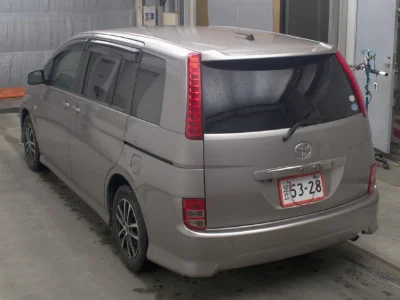 TOYOTA ISIS