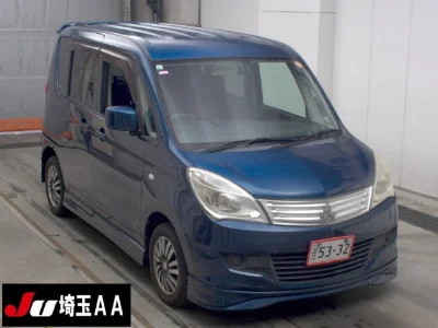 MITSUBISHI DELICA D2