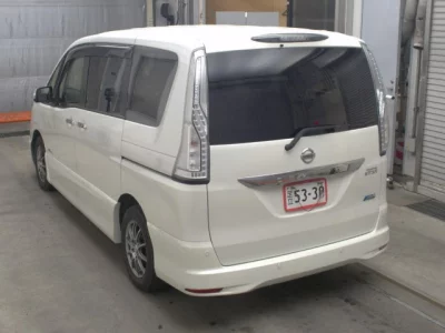 NISSAN SERENA