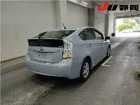Цена авто Toyota Prius с аукционов Японии, номер кузова ZVW30, пробег 140 000, оценка 8