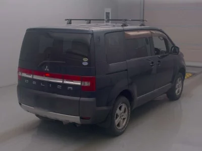 MITSUBISHI DELICA D5