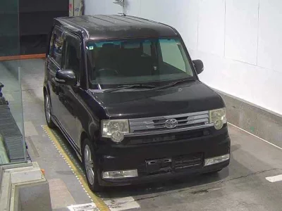 Toyota Pixis Space