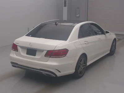 MERCEDES BENZ E CLASS