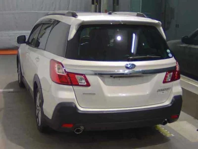SUBARU EXIGA CROSSOVER 7