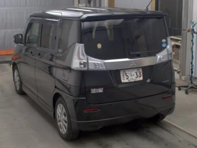 MITSUBISHI DELICA D2