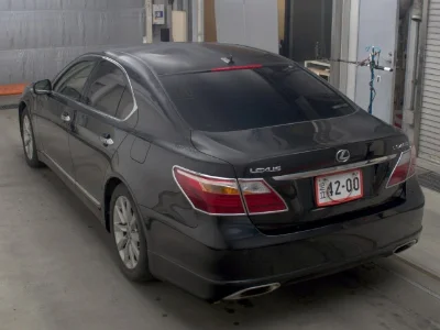 LEXUS LS
