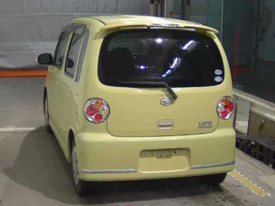 DAIHATSU MOVE LATTE