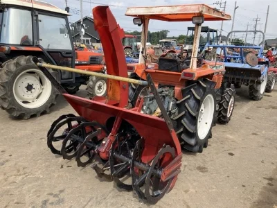 KUBOTA KUBOTA