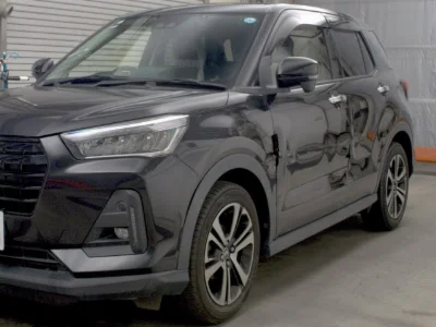 DAIHATSU ROCKY
