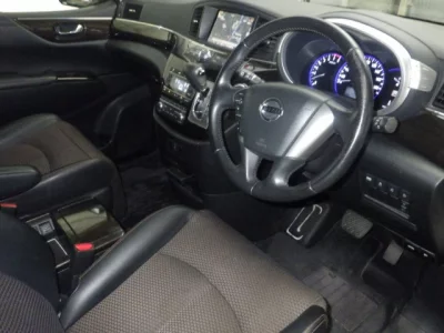Статистика аукционов Nissan Elgrand