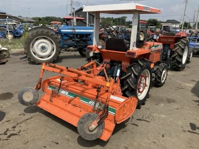 KUBOTA KUBOTA