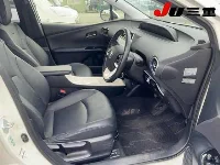 Цена авто Toyota Prius с аукционов Японии, номер кузова ZVW50, пробег 124 000, оценка 8