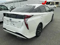 Цена авто Toyota Prius с аукционов Японии, номер кузова ZVW50, пробег 124 000, оценка 8