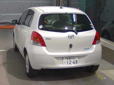TOYOTA VITZ
